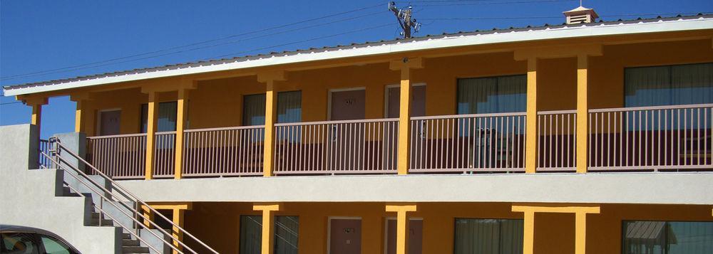 Budget Inn Артезія Екстер'єр фото